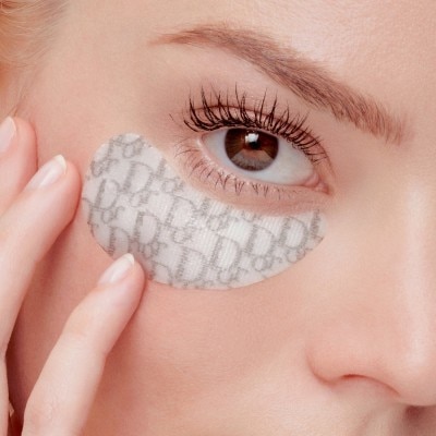 Christian Dior LES PATCHS YEUX 5セット DIOR Hydrating Eye Patches 5 x 25 g | SEPHORA UK