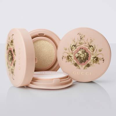 GUCCI CUSHION DE BEAUTE 限定版 14g 02.5 Gucci Gucci Cushion de