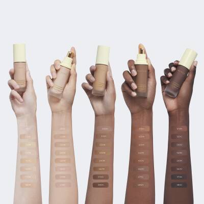 Gucci Éternité de Beauté SPF15 Foundation 30ml | SEPHORA UK