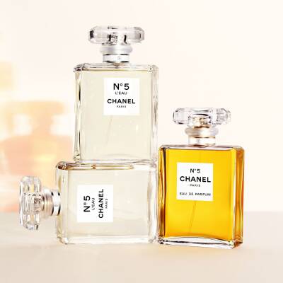 CHANEL N°5 L'EAU - Eau De Toilette Spray | SEPHORA UK