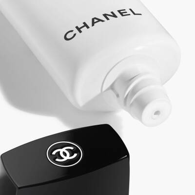 CHANEL HYDRA BEAUTY MASQUE DE NUIT AU CAMÉLIA HYDRATING