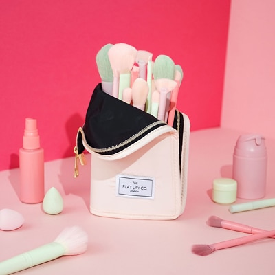 The Flat Lay Co. XXL Standing Makeup Brush Case in Blush Pink