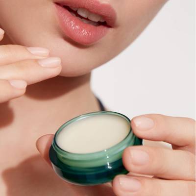 LA MER The Lip Balm 9g | SEPHORA UK