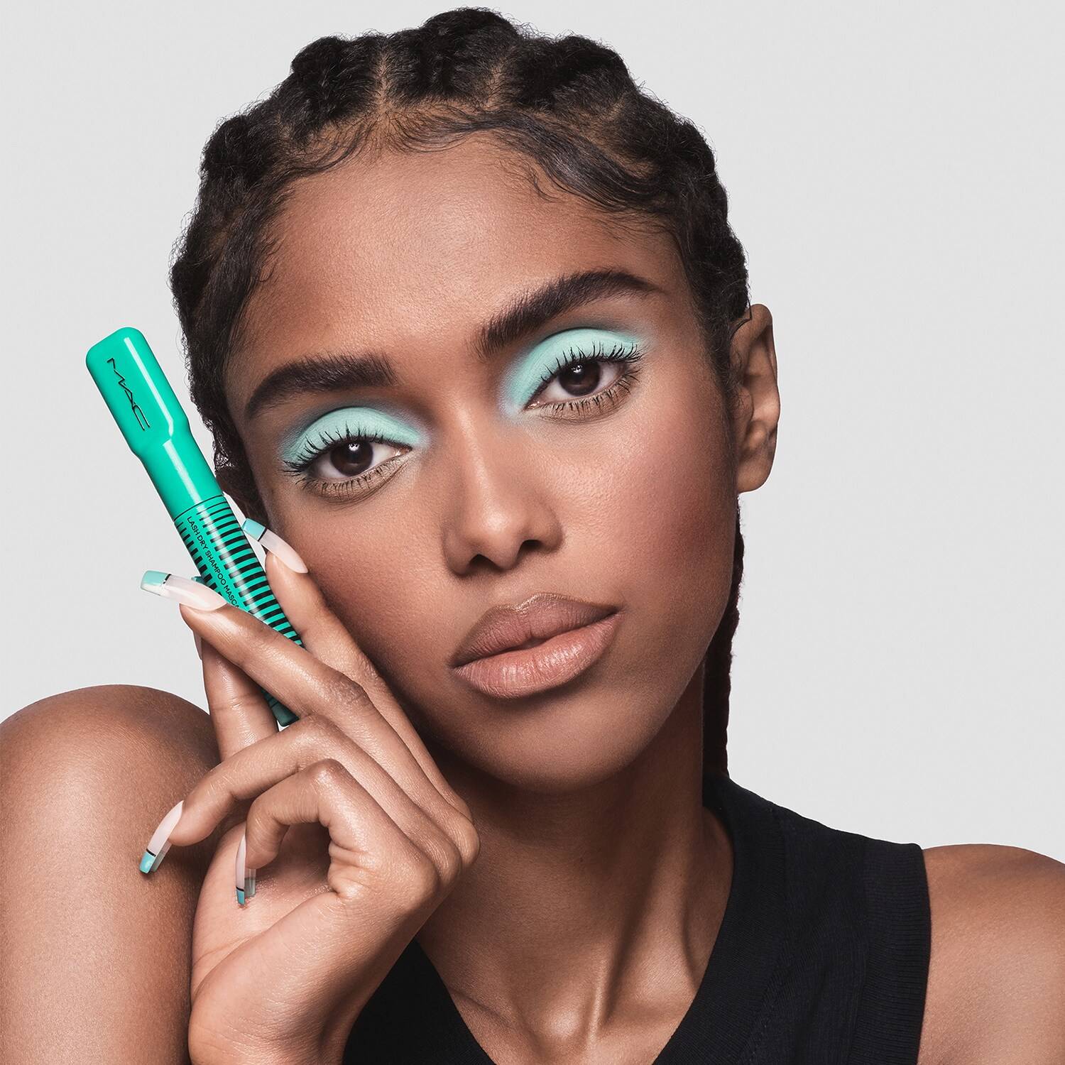 M.A.C Lash Dry Shampoo Mascara Refresher SEPHORA UK