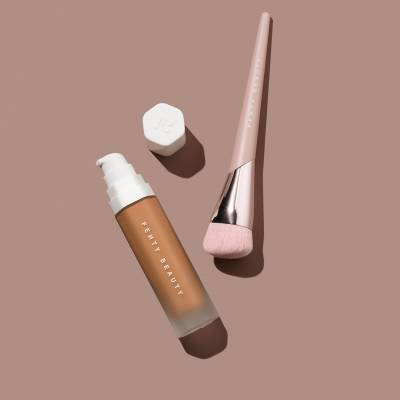 Soft Lit Fenty Foundation Slides Off FENTY BEAUTY Foundation Eaze