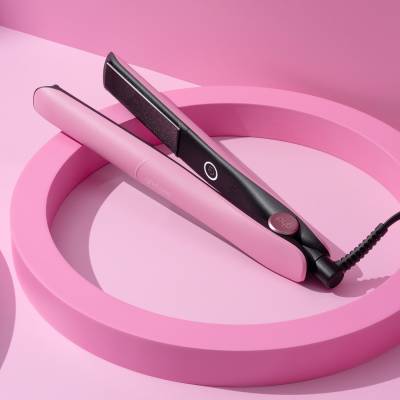 Pink straightener shop
